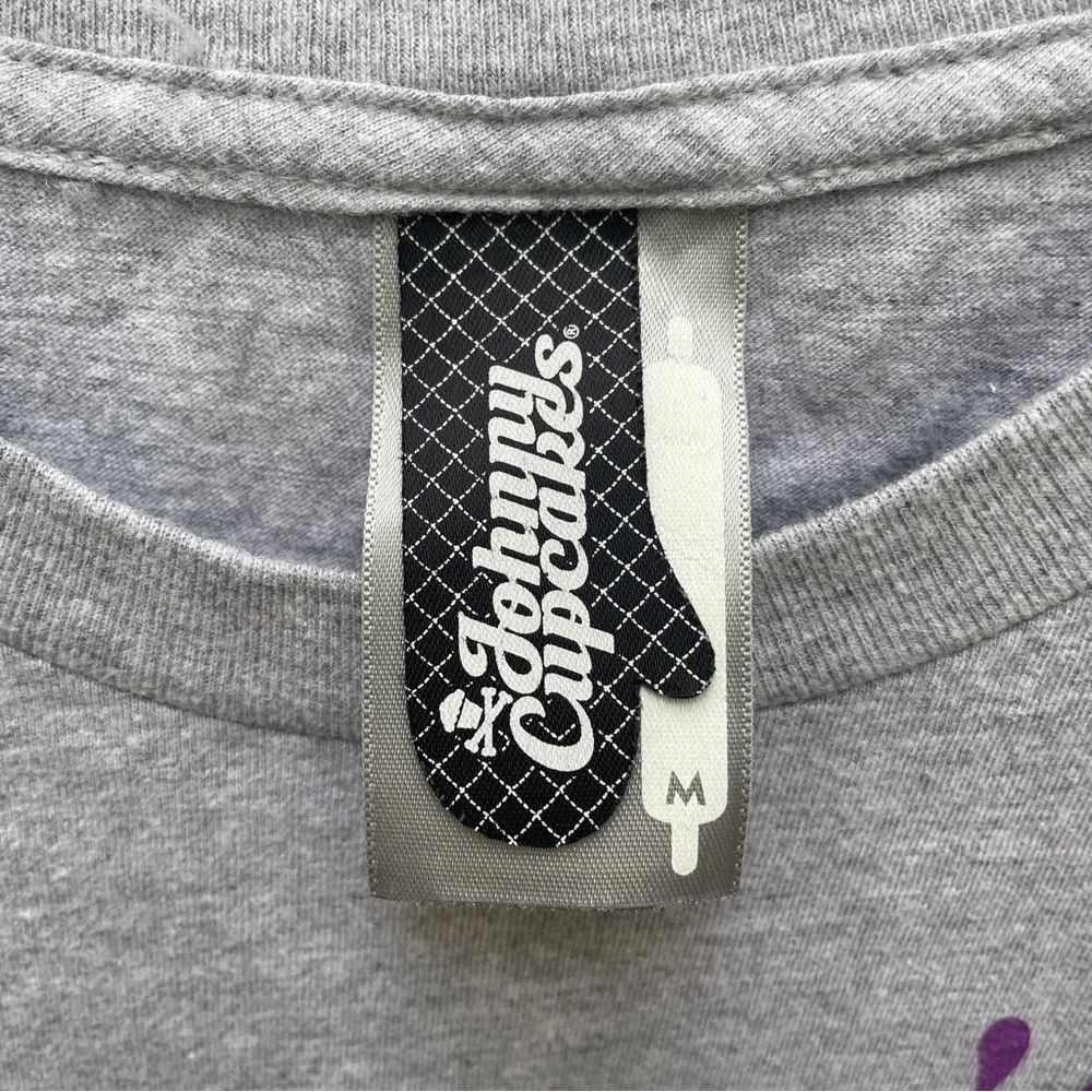 Gray Men’s Johnny Cupcake Shirt with a Basketball/Cupcake Graphic Size Medium - Picture 3 of 8